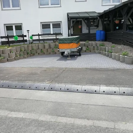 Familie Kunz 34385 Apartman *